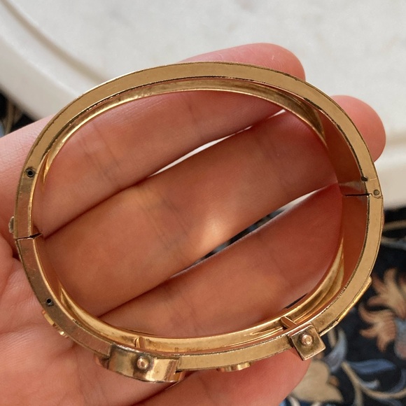 Antique Victorian Taille d’Epargne “Georgie” Engraved Buckle Bracelet Pat. 1874 - Picture 8 of 16